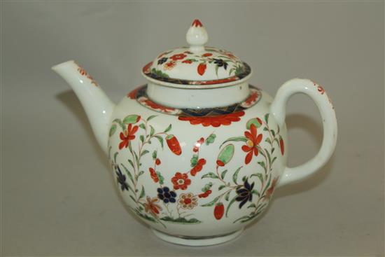 A Worcester globular teapot and cover, c.1768, 16cm